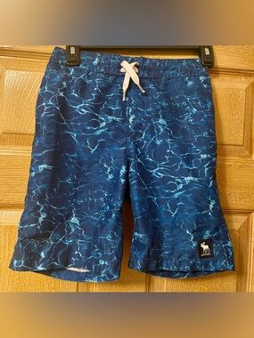 Abercrombie Kids Navy Blue Water-Print Swim Trunks size 9/10 EUC
